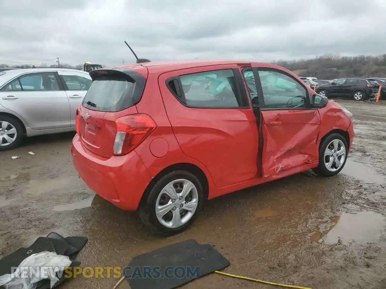 3 Photograph of a damaged car KL8CB6SA8LC400058 CHEVROLET SPARK 2020