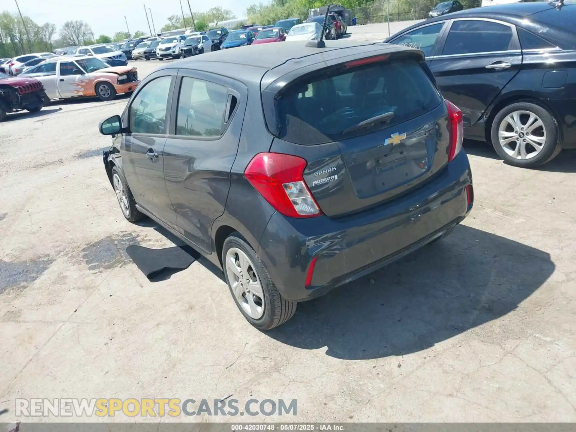 3 fotografías del automóvil dañado KL8CB6SA9LC468918 CHEVROLET SPARK 2020