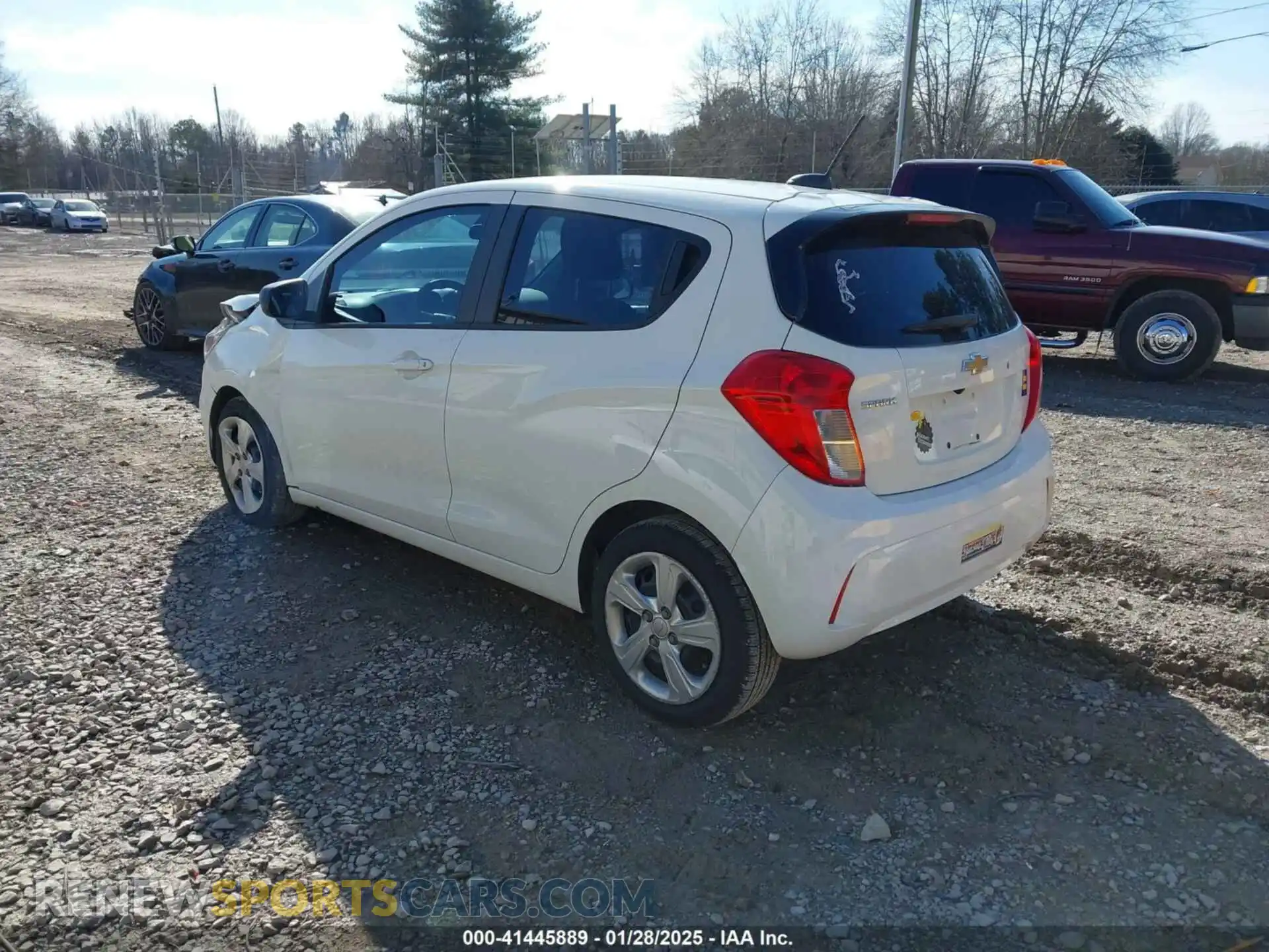 3 Photograph of a damaged car KL8CB6SAXLC428184 CHEVROLET SPARK 2020