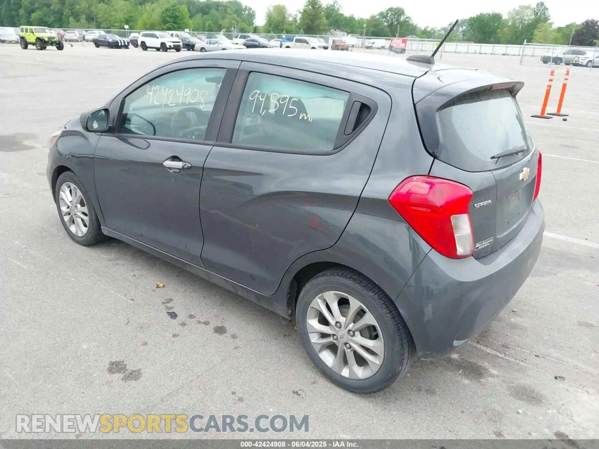 3 Photograph of a damaged car KL8CD6SA2LC419912 CHEVROLET SPARK 2020