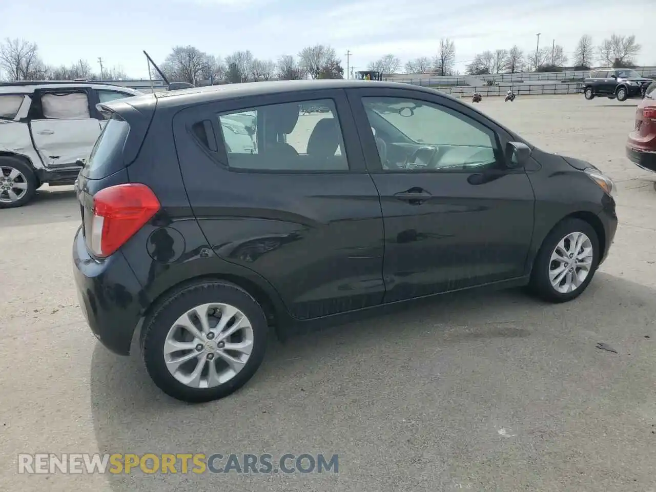3 Photograph of a damaged car KL8CD6SA2LC430067 CHEVROLET SPARK 2020