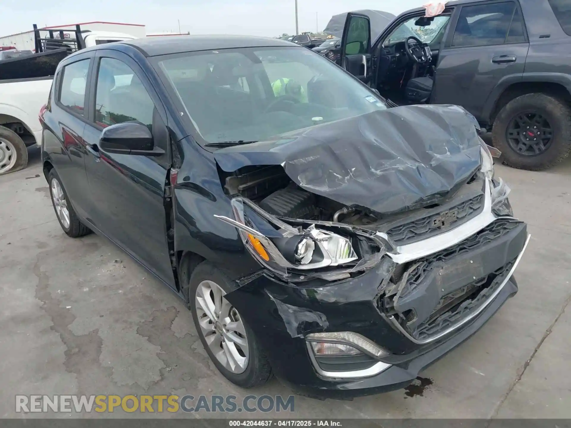 1 Photograph of a damaged car KL8CD6SA7LC417749 CHEVROLET SPARK 2020