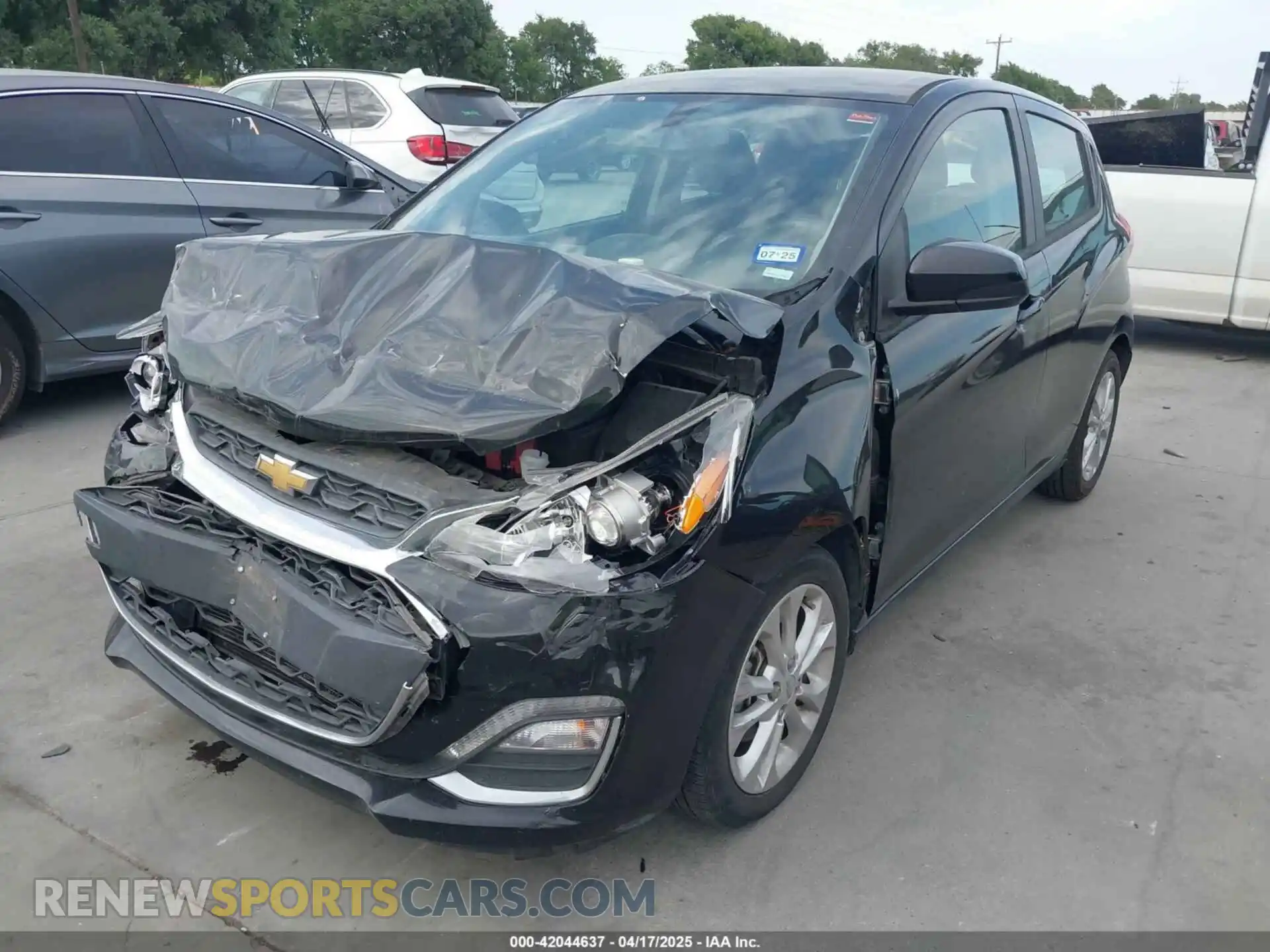 2 Photograph of a damaged car KL8CD6SA7LC417749 CHEVROLET SPARK 2020