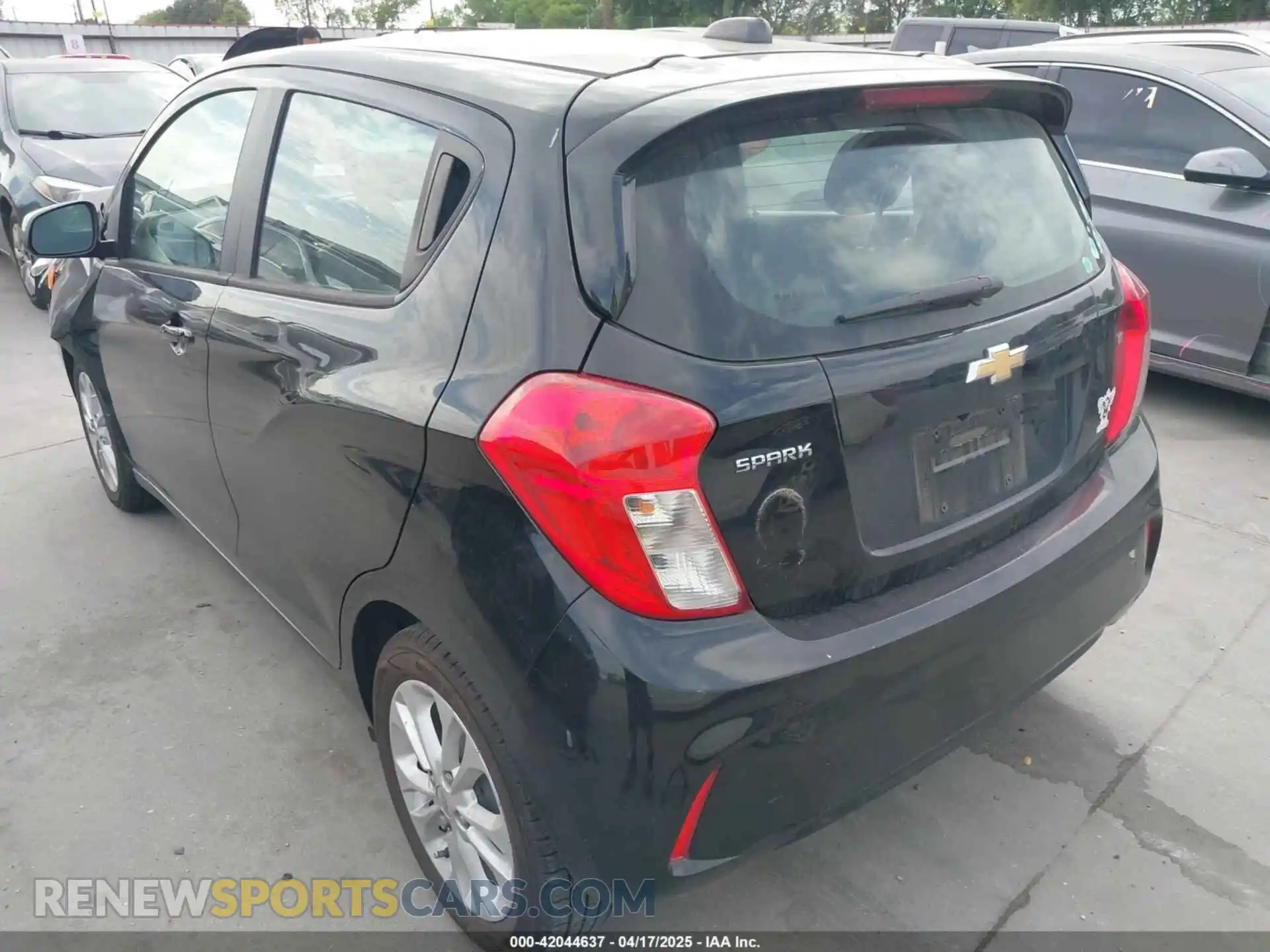 3 Photograph of a damaged car KL8CD6SA7LC417749 CHEVROLET SPARK 2020
