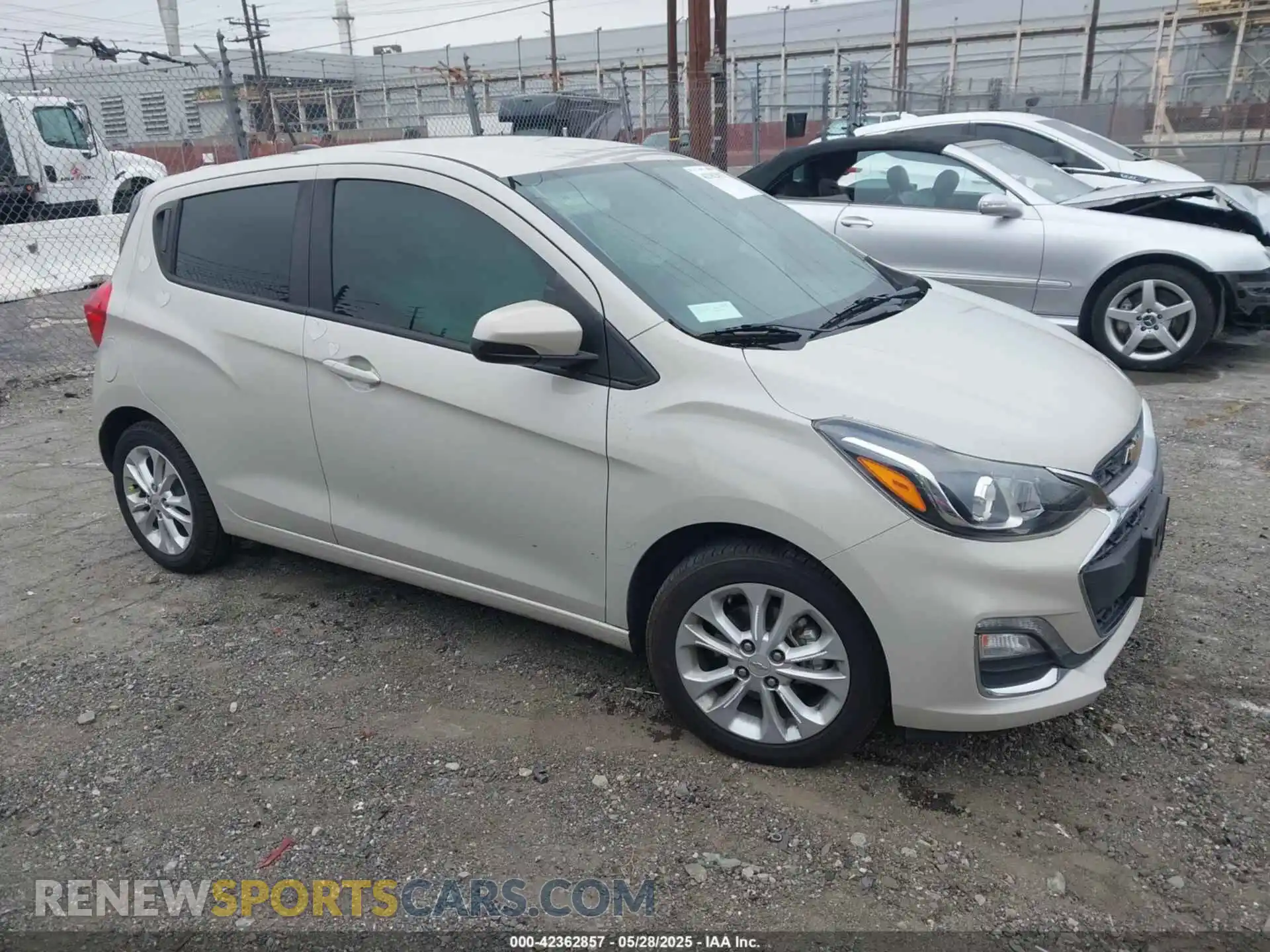 1 Photograph of a damaged car KL8CD6SA8LC448282 CHEVROLET SPARK 2020