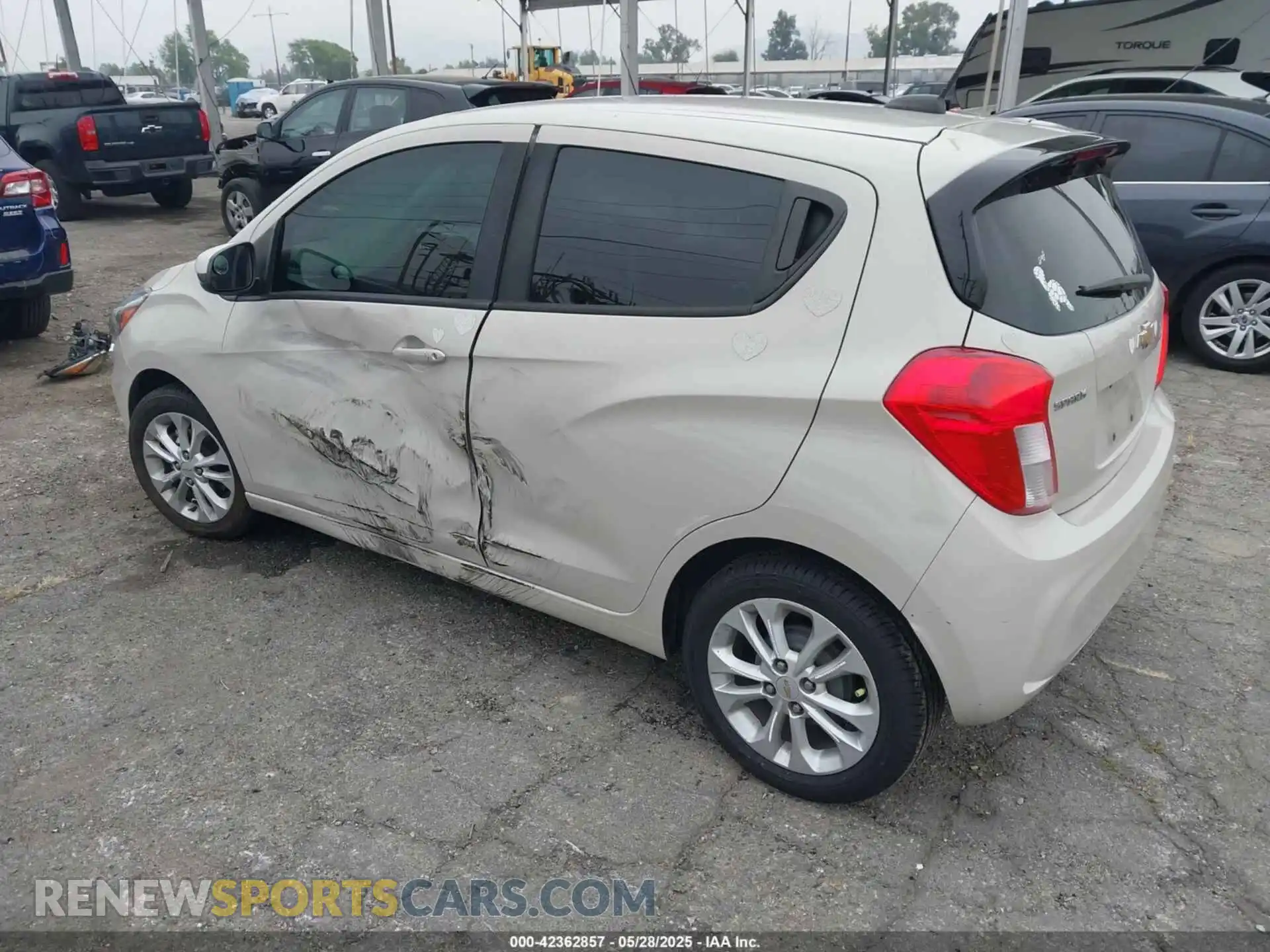 3 Photograph of a damaged car KL8CD6SA8LC448282 CHEVROLET SPARK 2020