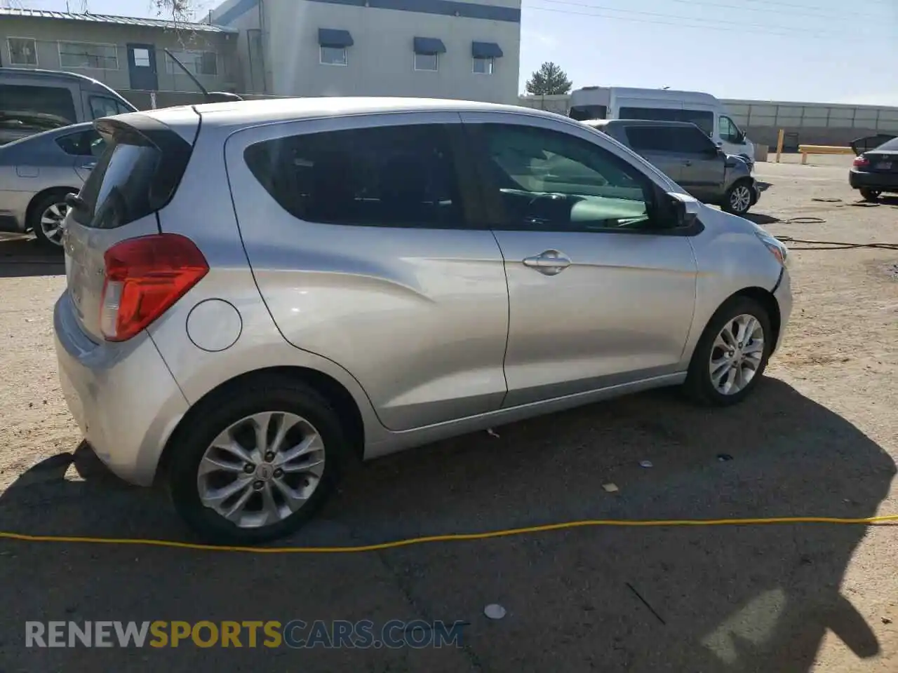 3 Photograph of a damaged car KL8CD6SAXLC428339 CHEVROLET SPARK 2020