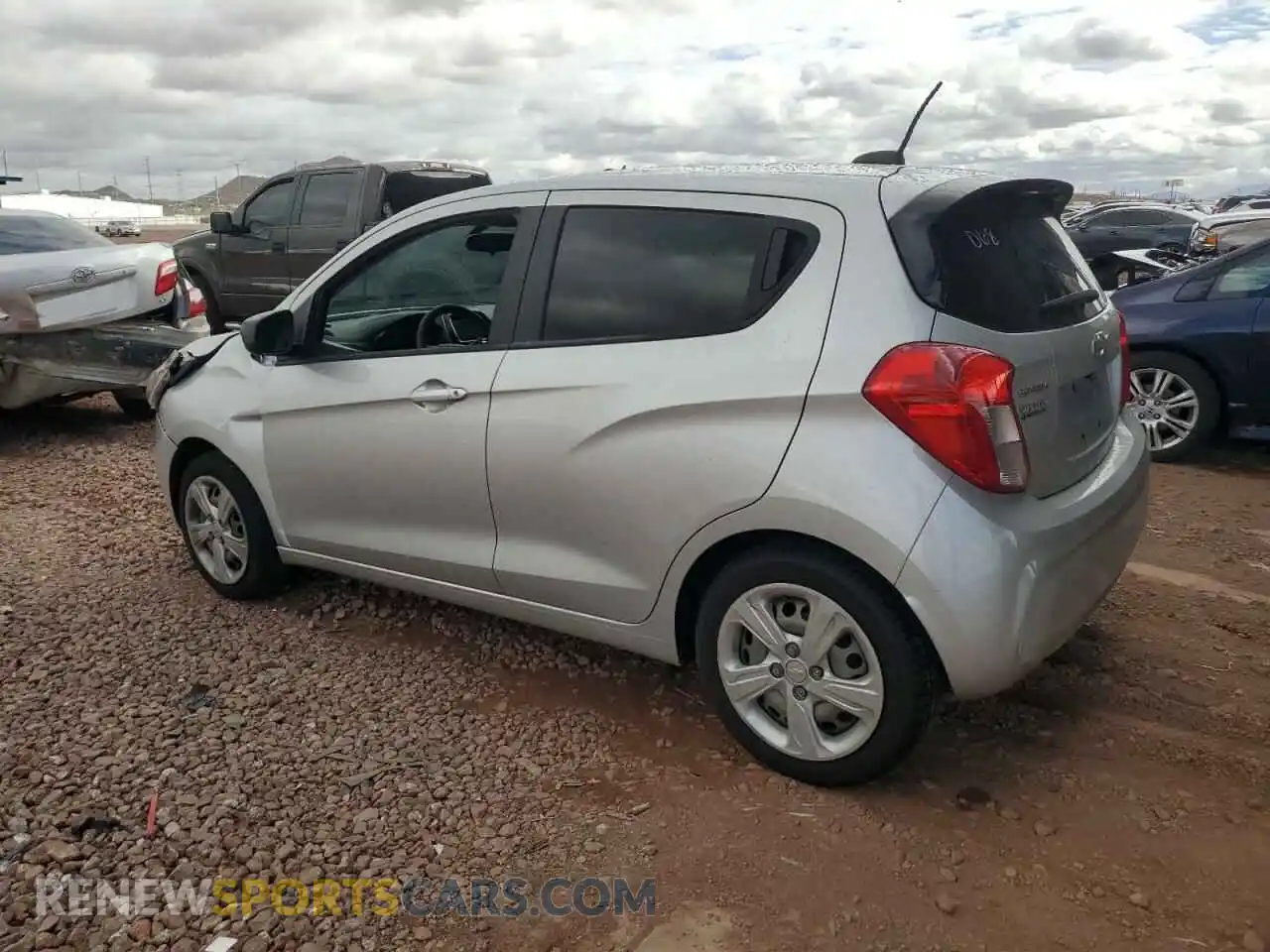 2 fotografías del automóvil dañado KL8CB6SA5MC710914 CHEVROLET SPARK 2021