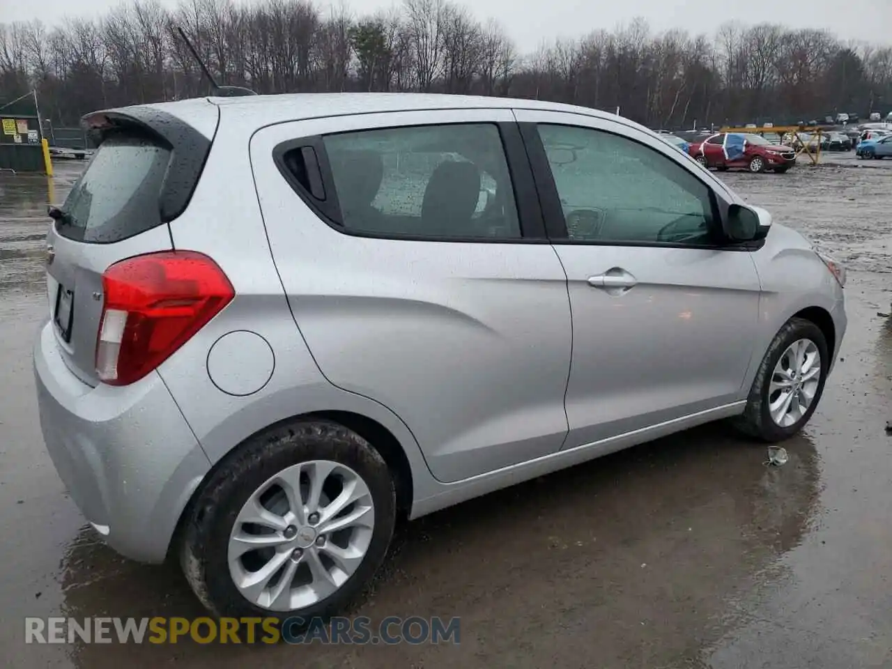 3 Photograph of a damaged car KL8CD6SA3MC712722 CHEVROLET SPARK 2021