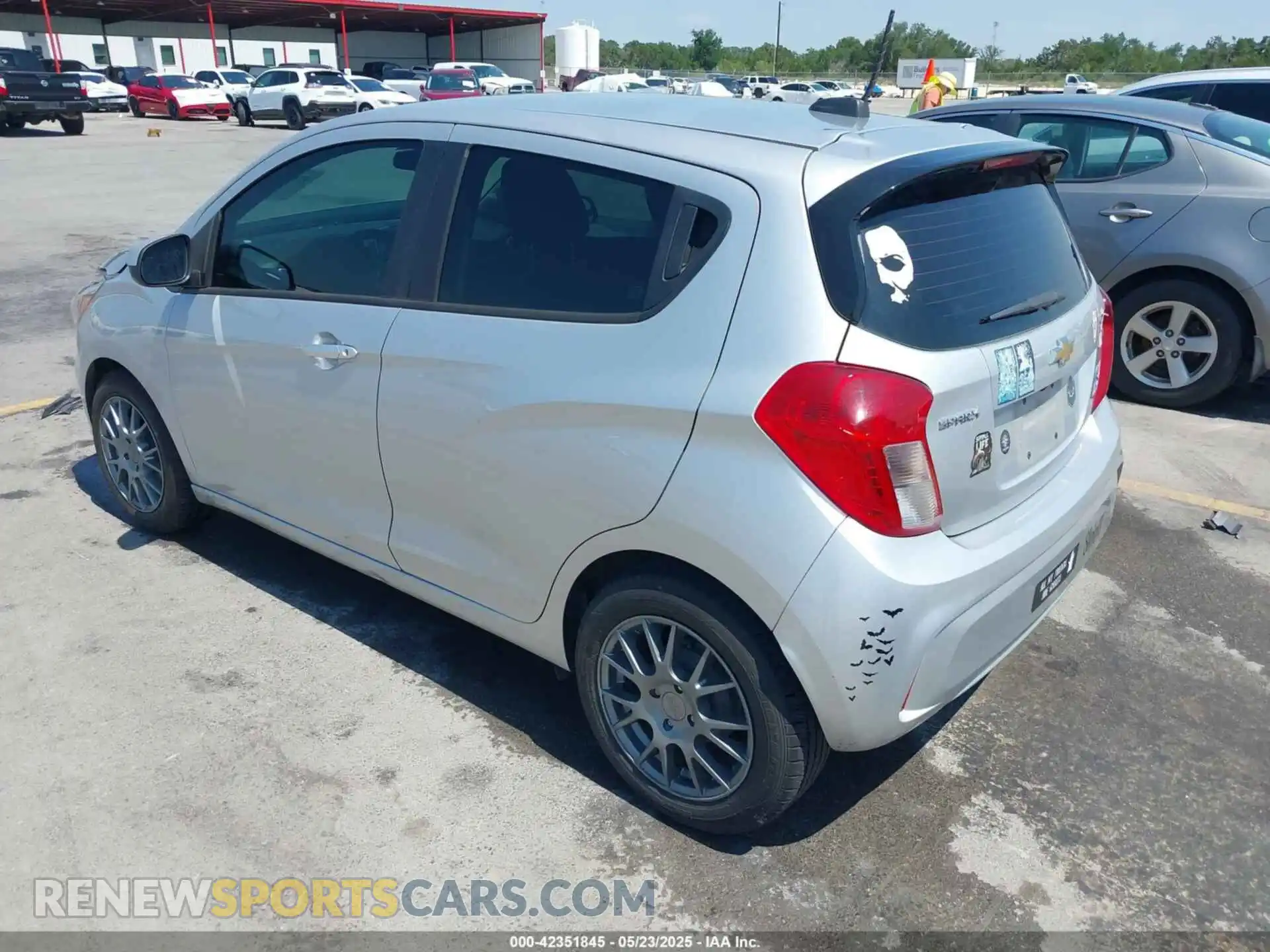 3 Photograph of a damaged car KL8CD6SA6MC712357 CHEVROLET SPARK 2021