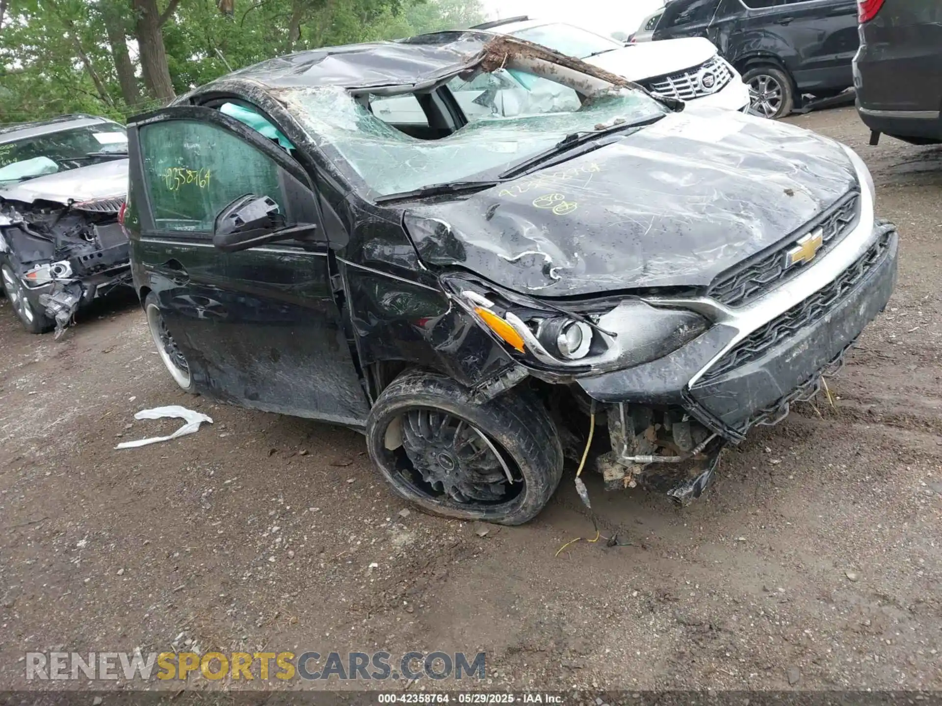 1 Photograph of a damaged car KL8CD6SA6MC721964 CHEVROLET SPARK 2021