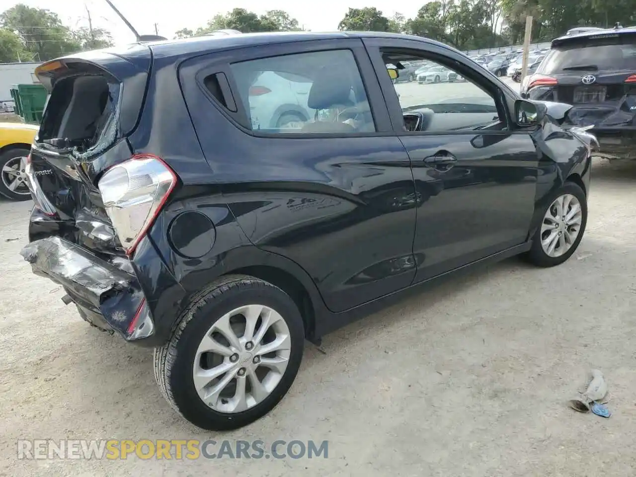 3 fotografías del automóvil dañado KL8CD6SA7MC736134 CHEVROLET SPARK 2021