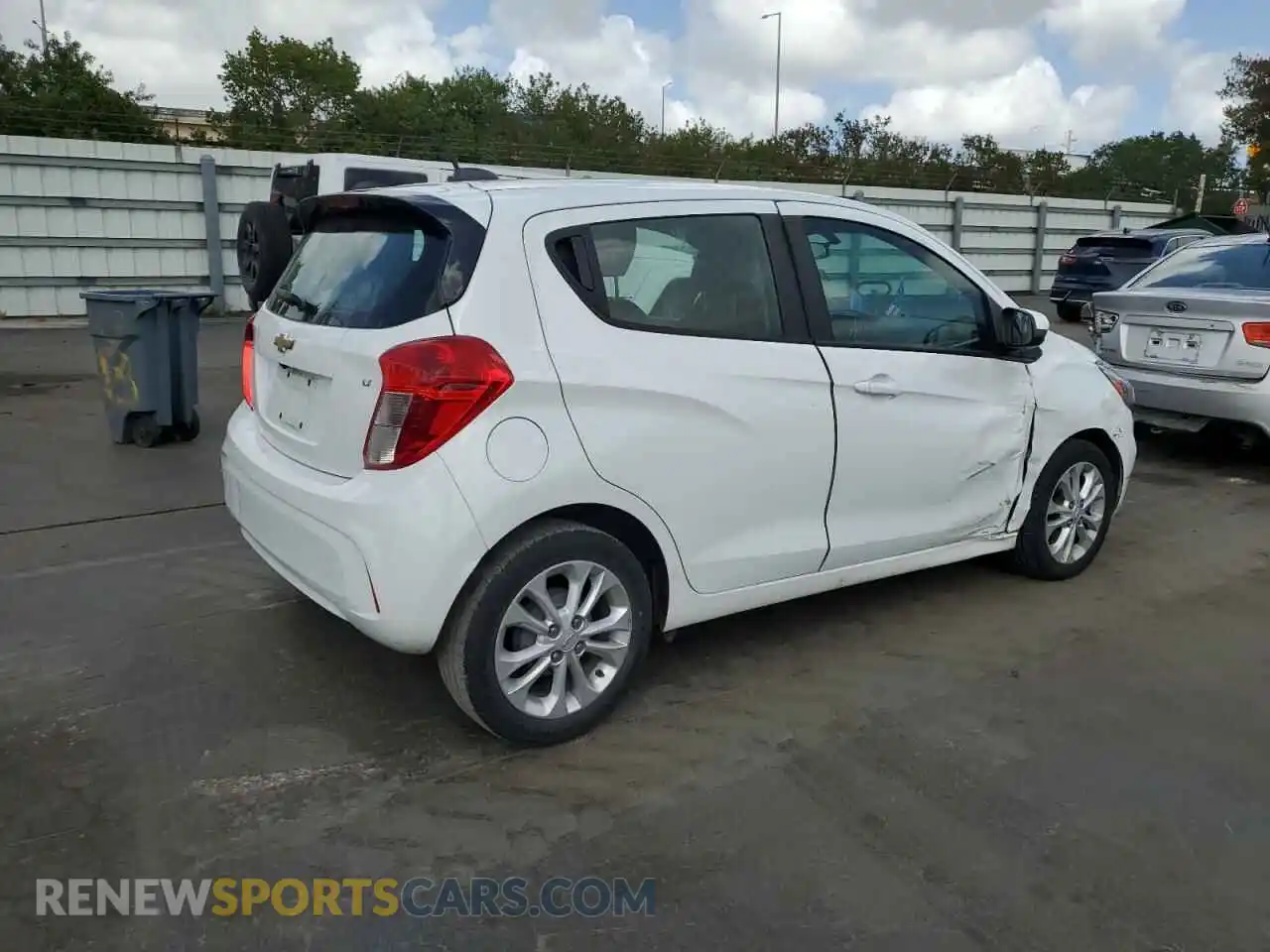 3 Photograph of a damaged car KL8CD6SA9MC218669 CHEVROLET SPARK 2021