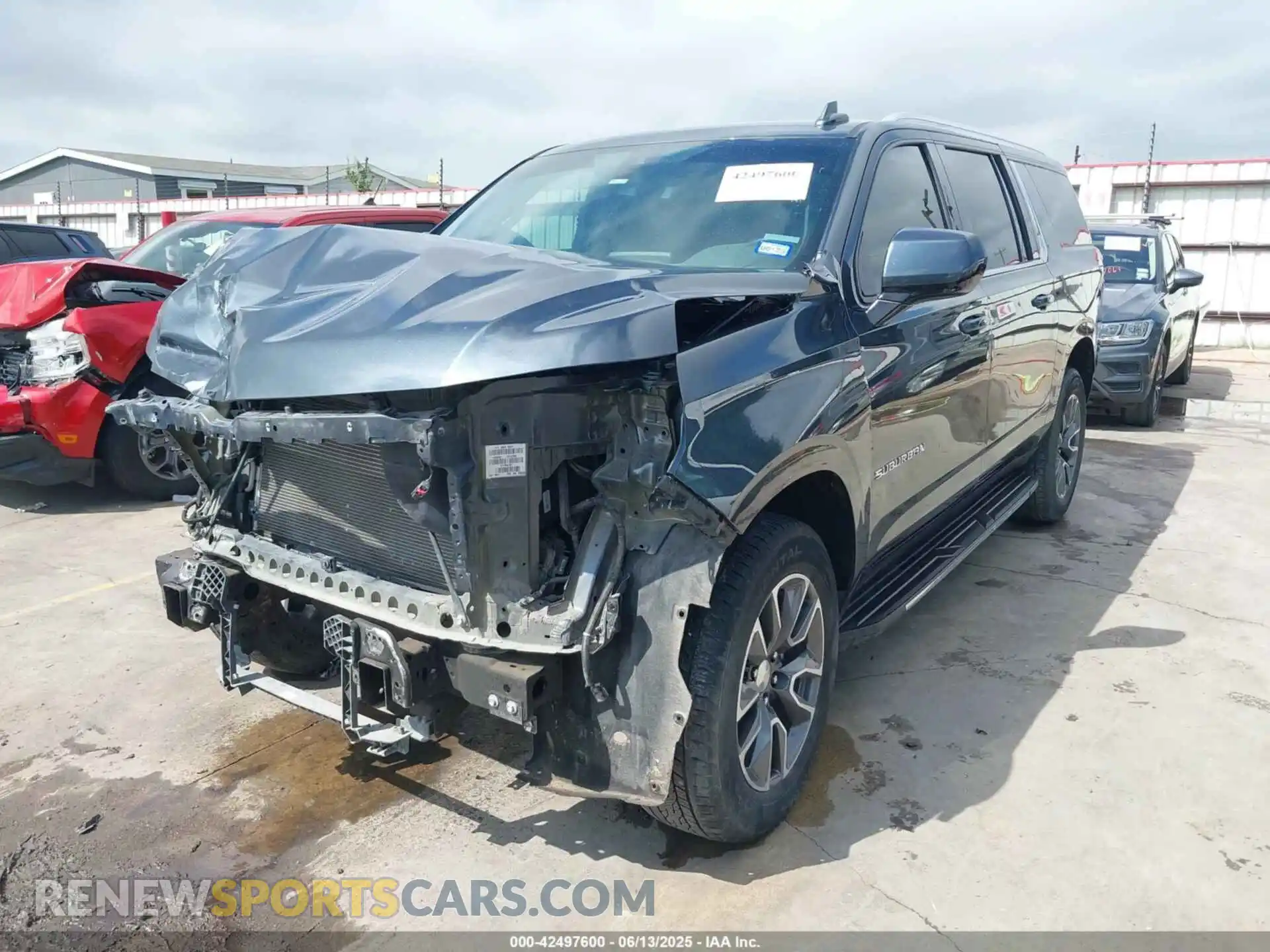 2 Photograph of a damaged car 1GNSCBKD9MR352191 CHEVROLET SUBURBAN 2021
