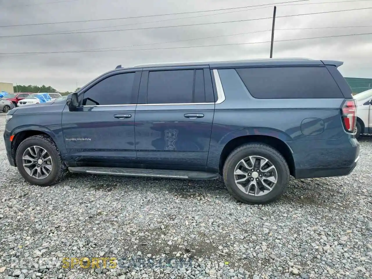 2 Photograph of a damaged car 1GNSCCKD1MR147406 CHEVROLET SUBURBAN 2021