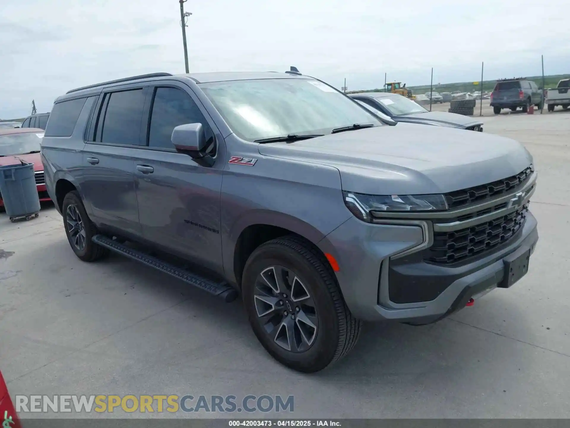 1 Photograph of a damaged car 1GNSKDKD8MR375007 CHEVROLET SUBURBAN 2021