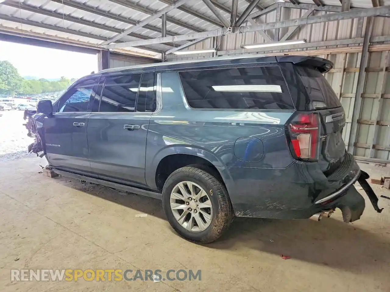 2 Photograph of a damaged car 1GNSKFKDXMR306282 CHEVROLET SUBURBAN 2021