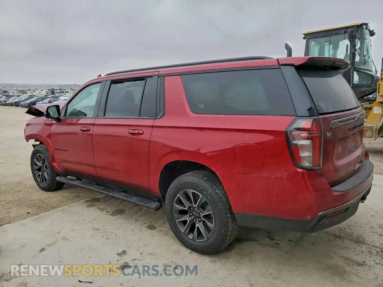 2 fotografías del automóvil dañado 1GNSKDKD9NR303346 CHEVROLET SUBURBAN 2022