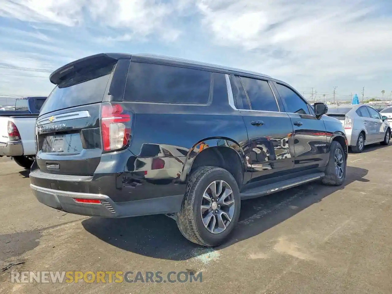 3 fotografías del automóvil dañado 1GNSCBKDXPR109929 CHEVROLET SUBURBAN 2023