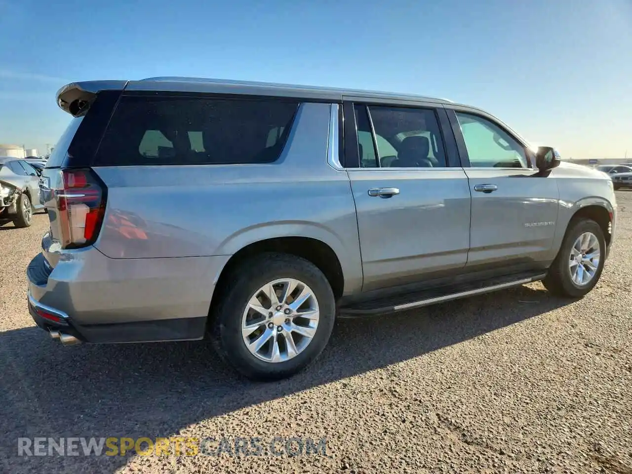 3 Фотография поврежденного автомобиля 1GNSCFKD2PR181893 CHEVROLET SUBURBAN 2023