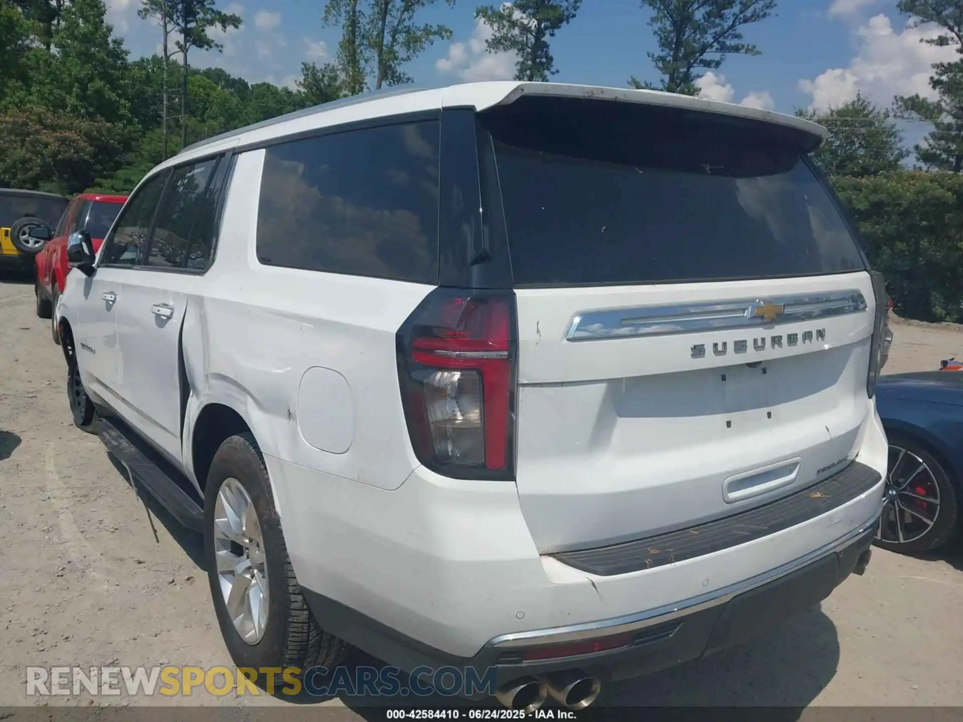 3 fotografías del automóvil dañado 1GNSCFKD5PR546017 CHEVROLET SUBURBAN 2023
