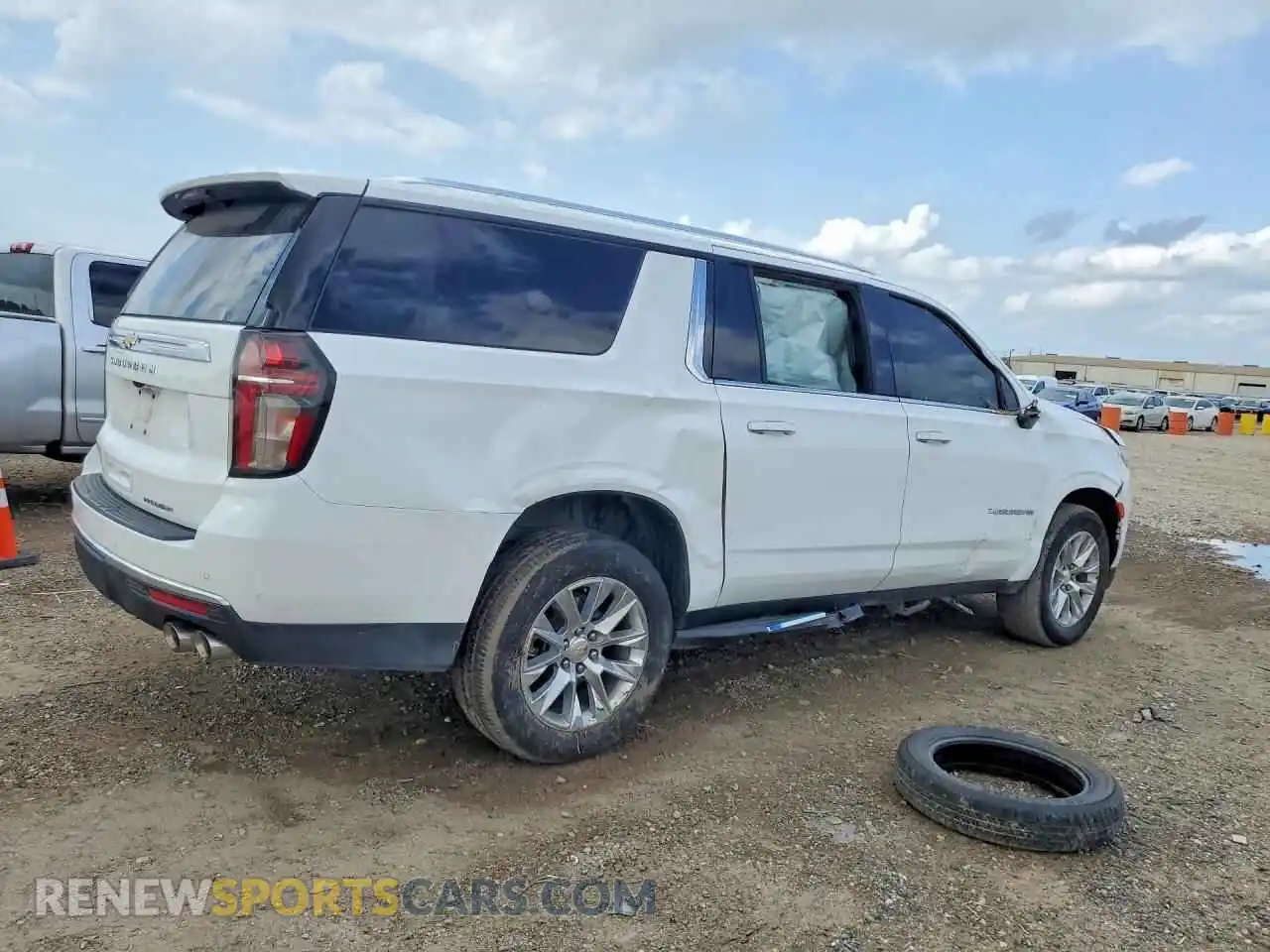 3 Photograph of a damaged car 1GNSCFKDXPR179616 CHEVROLET SUBURBAN 2023