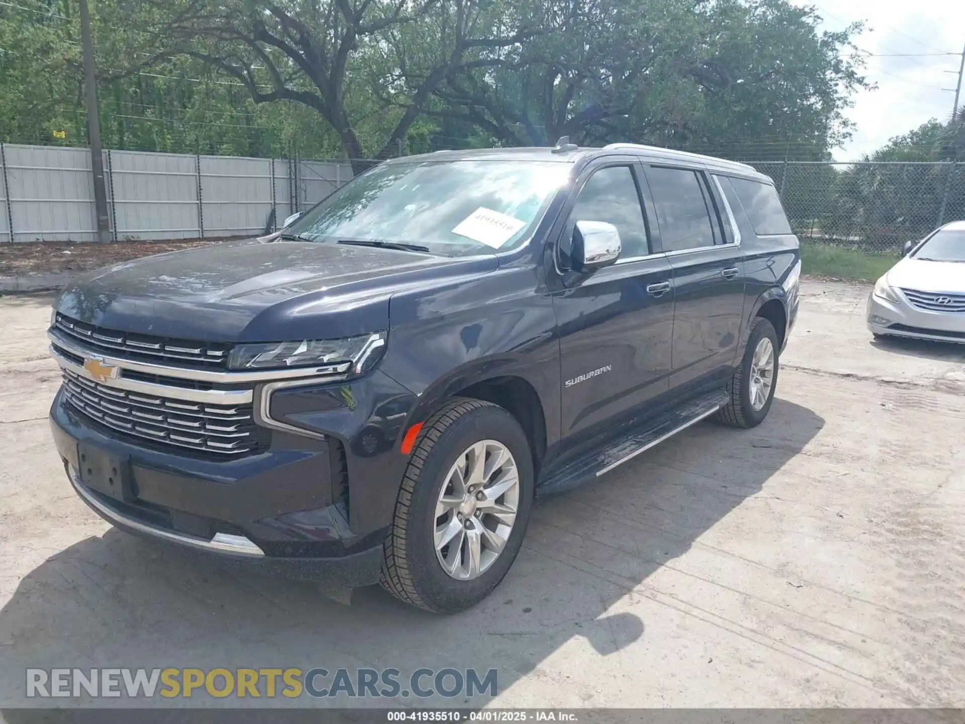 2 Photograph of a damaged car 1GNSCFKDXPR380853 CHEVROLET SUBURBAN 2023