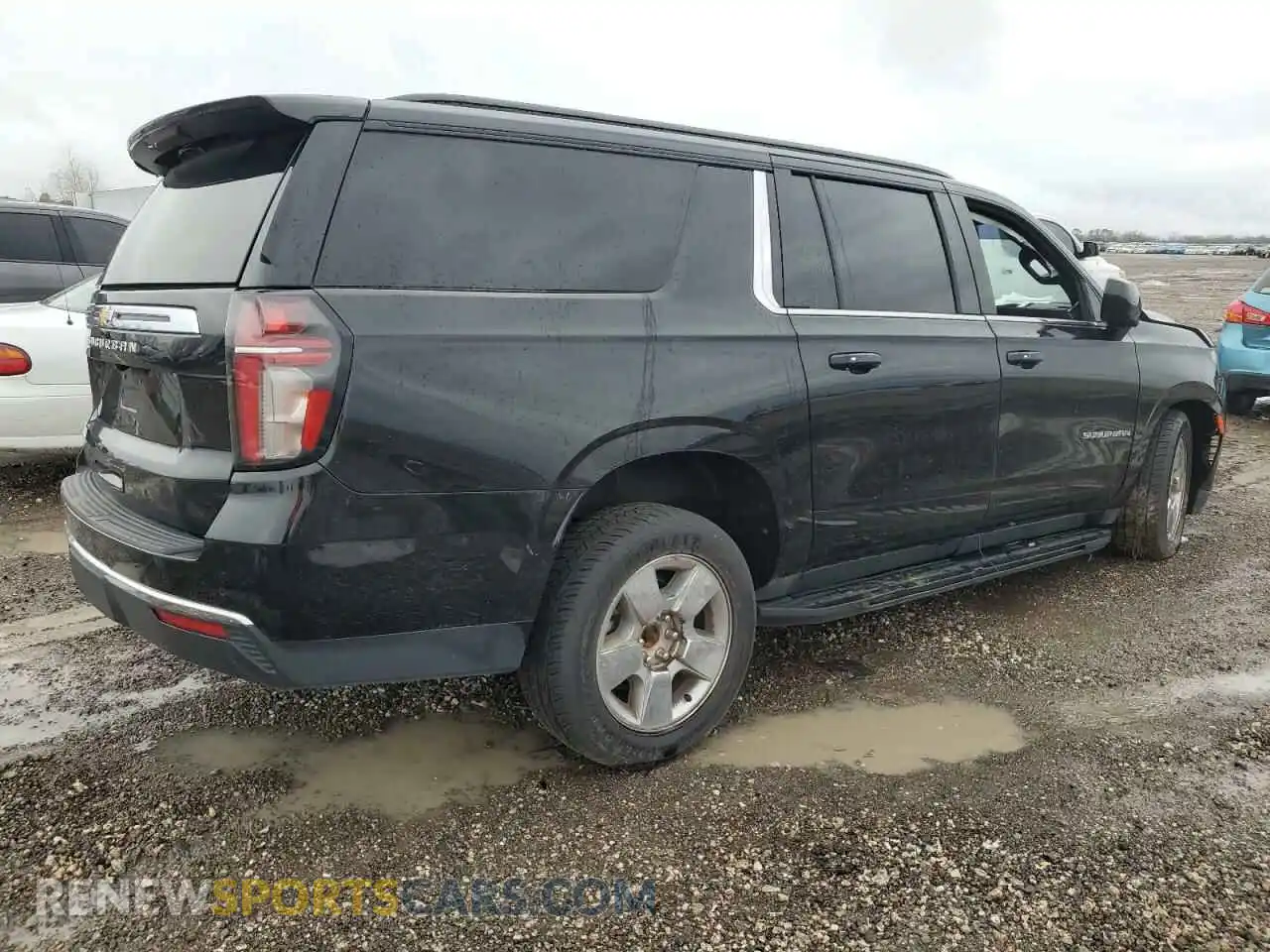 3 Photograph of a damaged car 1GNSKAED8PR236848 CHEVROLET SUBURBAN 2023