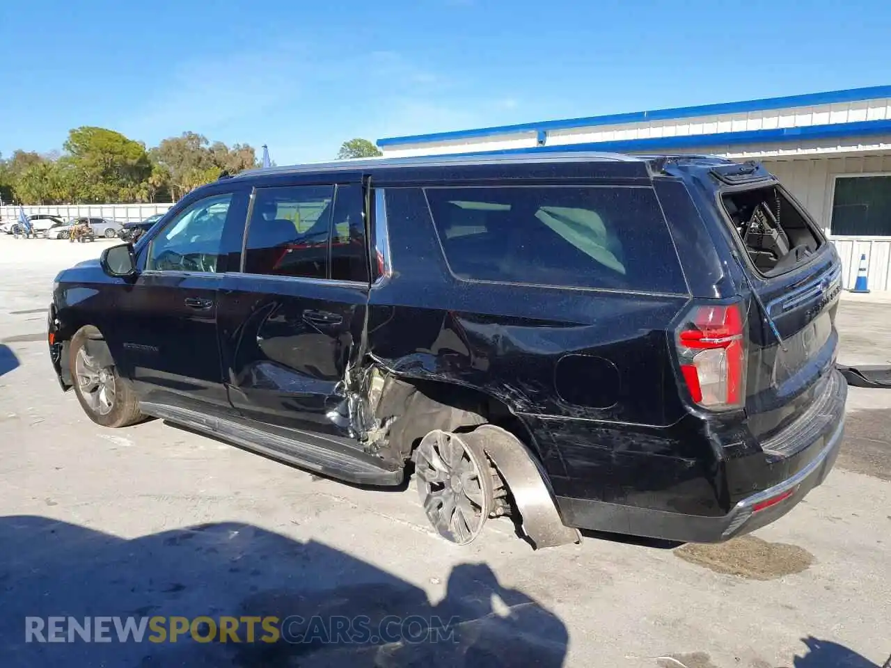 2 Фотография поврежденного автомобиля 1GNSKBKD7PR294203 CHEVROLET SUBURBAN 2023