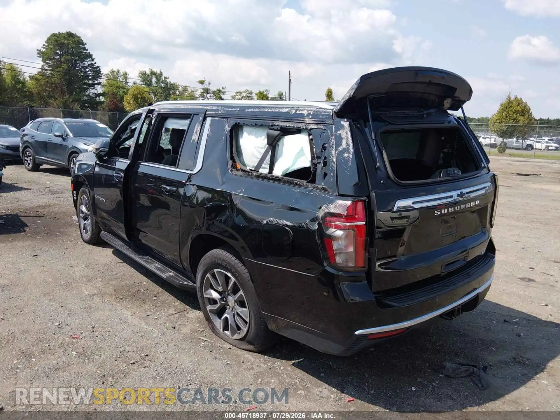 3 Фотография поврежденного автомобиля 1GNSKCKD2PR284345 CHEVROLET SUBURBAN 2023