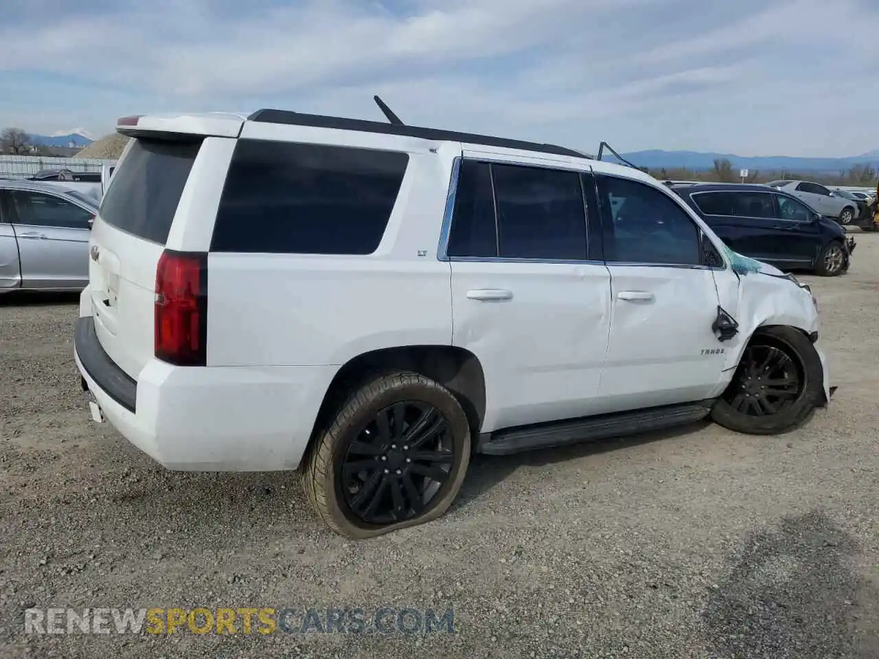 3 Photograph of a damaged car 1GNSKBKC7KR366386 CHEVROLET TAHOE 2019