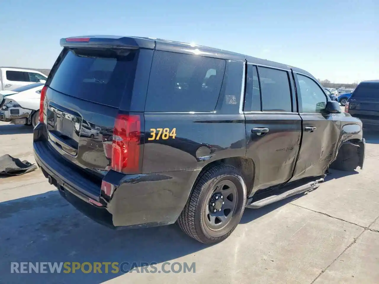 3 Фотография поврежденного автомобиля 1GNLCDEC9LR239441 CHEVROLET TAHOE 2020