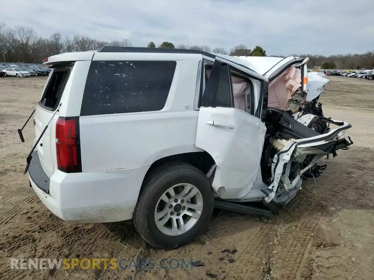 3 Photograph of a damaged car 1GNSCBKC0LR150751 CHEVROLET TAHOE 2020