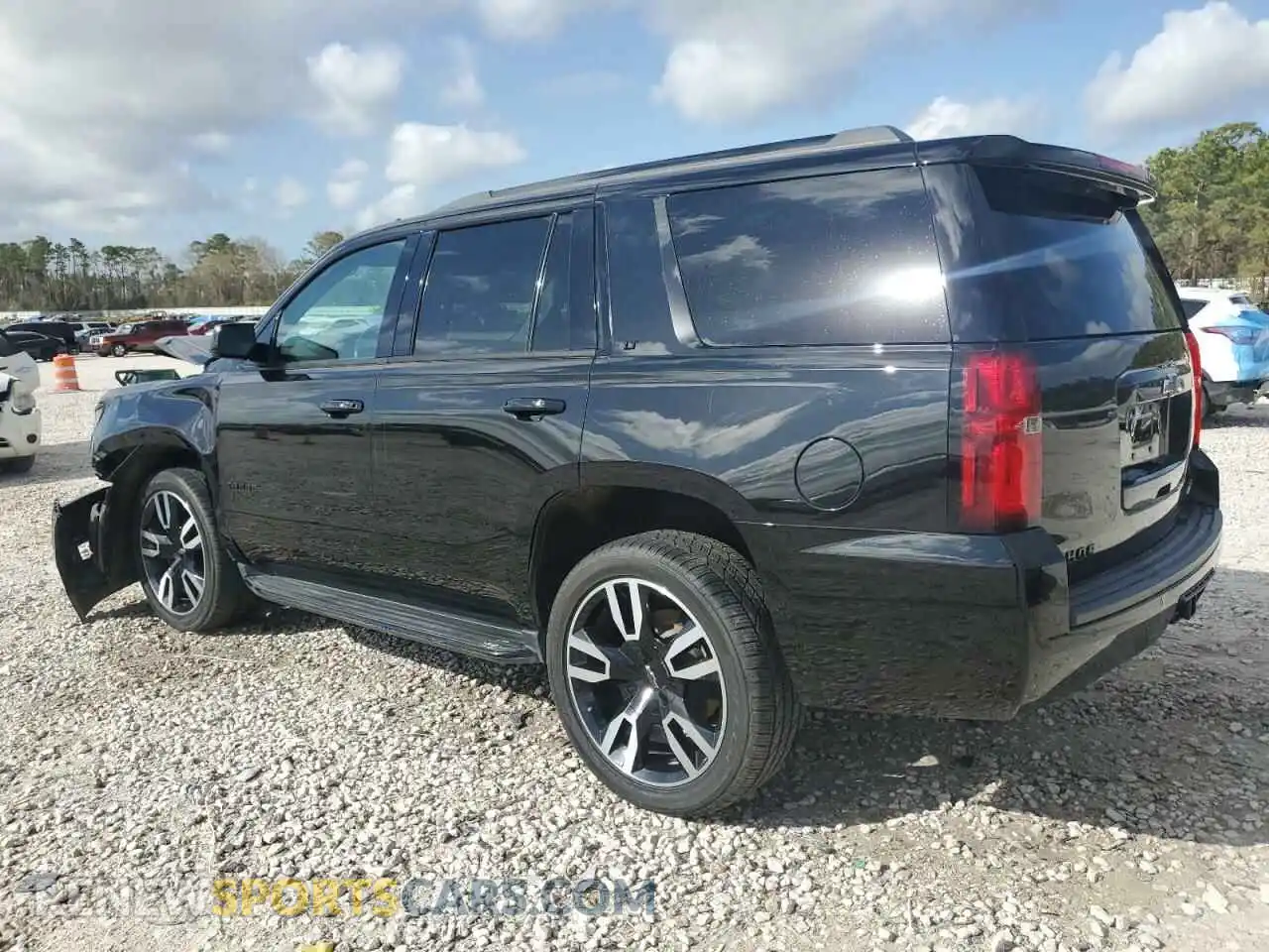 2 Photograph of a damaged car 1GNSCBKC3LR167978 CHEVROLET TAHOE 2020