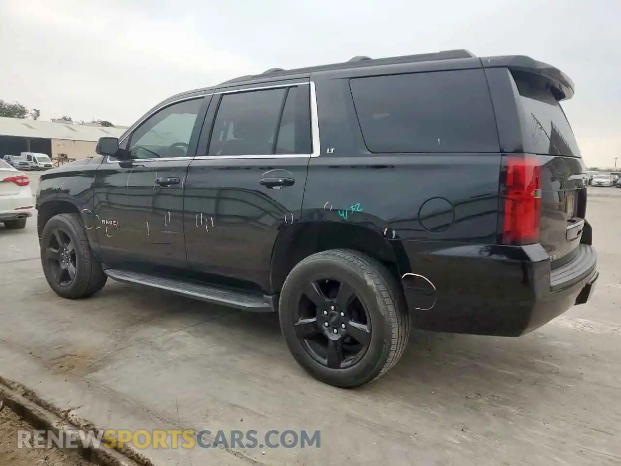 2 Photograph of a damaged car 1GNSCBKC5LR203301 CHEVROLET TAHOE 2020