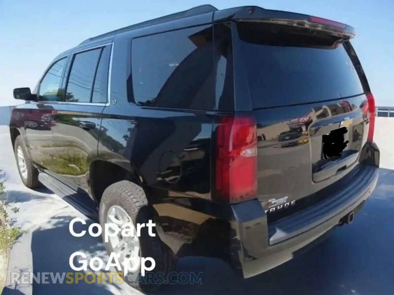 3 Photograph of a damaged car 1GNSKBKC1LR151XXX CHEVROLET TAHOE 2020