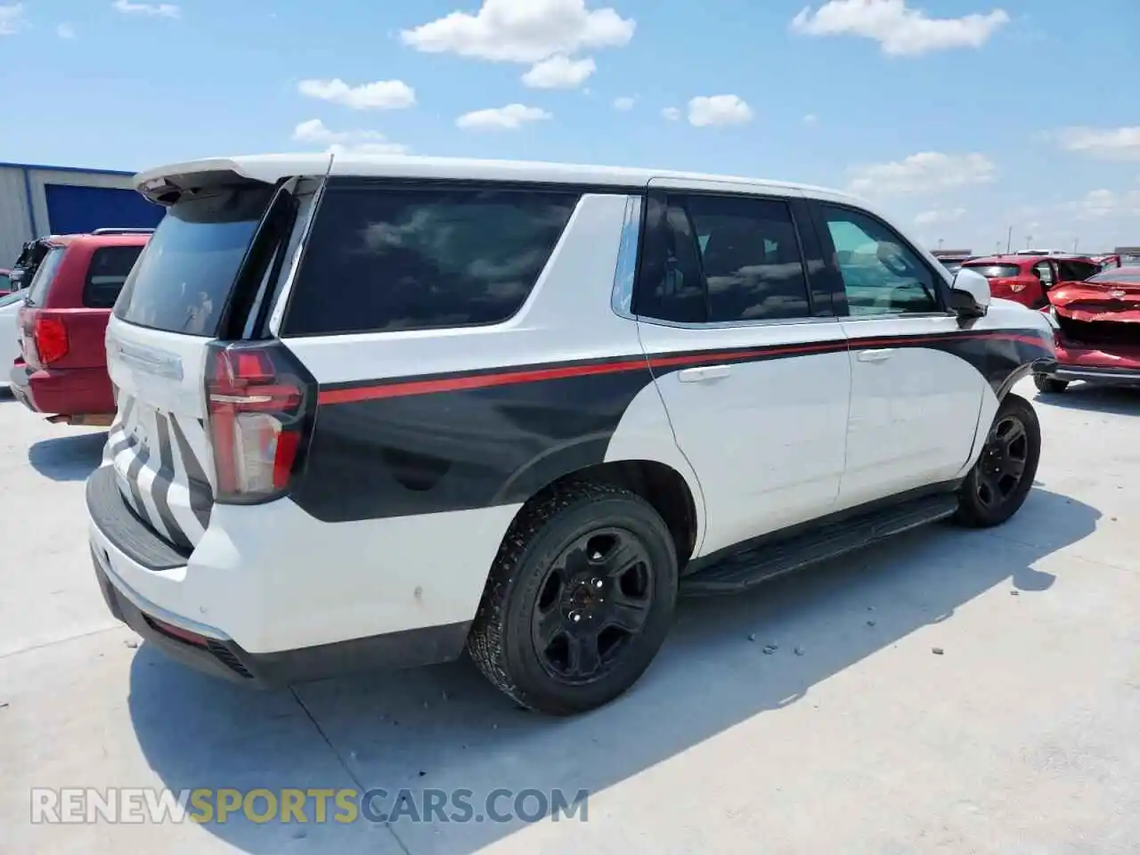 3 Photograph of a damaged car 1GBSCLED9MR411593 CHEVROLET TAHOE 2021