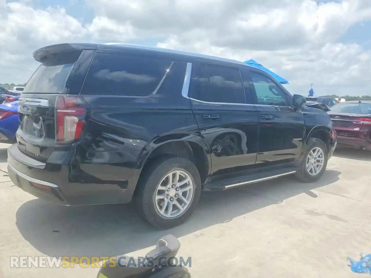 3 Photograph of a damaged car 1GNSCNKD2MR159351 CHEVROLET TAHOE 2021