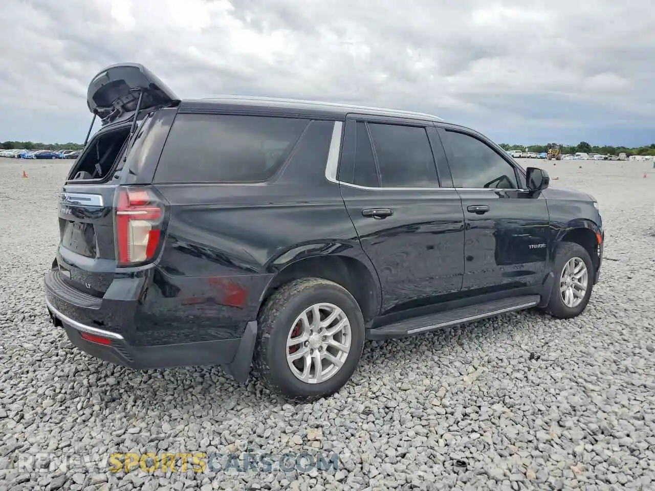 3 Фотография поврежденного автомобиля 1GNSCNKD5MR270850 CHEVROLET TAHOE 2021