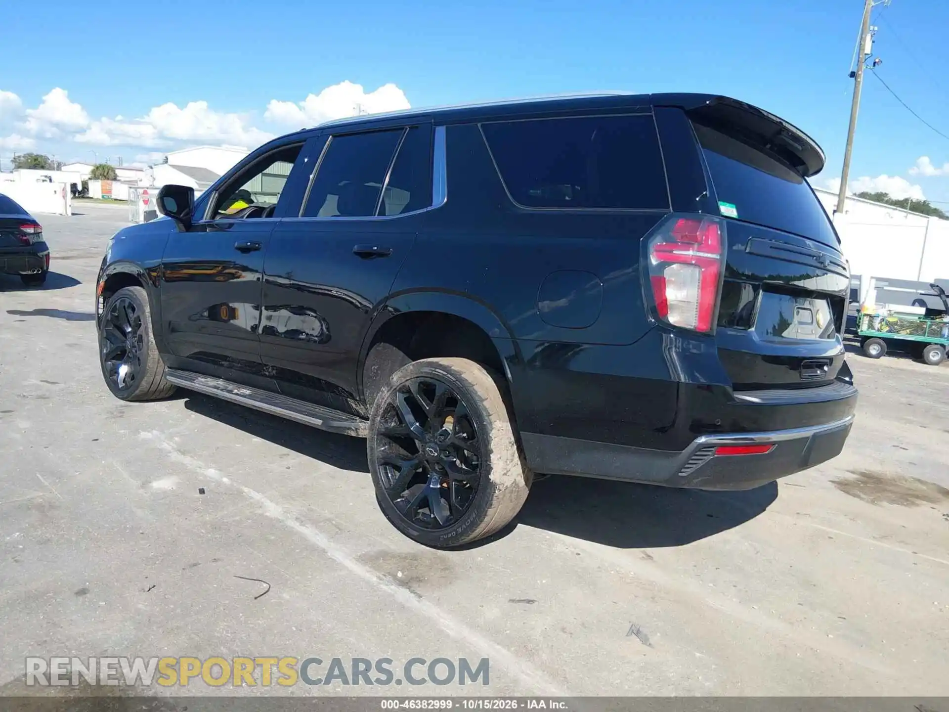 3 Photograph of a damaged car 1GNSCNKD6MR201701 CHEVROLET TAHOE 2021