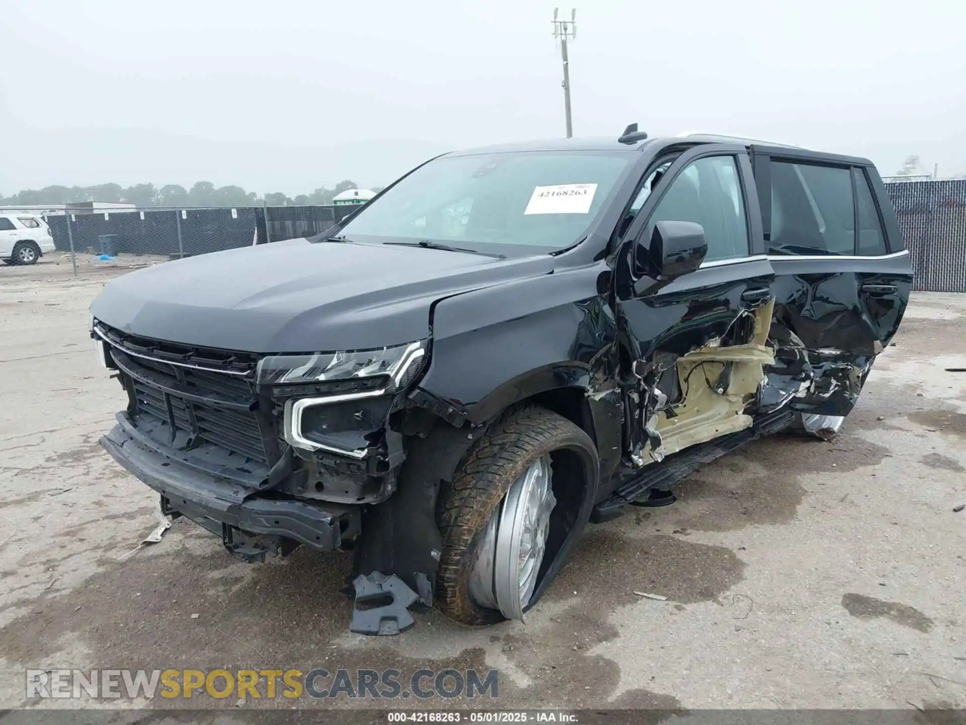 2 Photograph of a damaged car 1GNSCNKDXMR172381 CHEVROLET TAHOE 2021