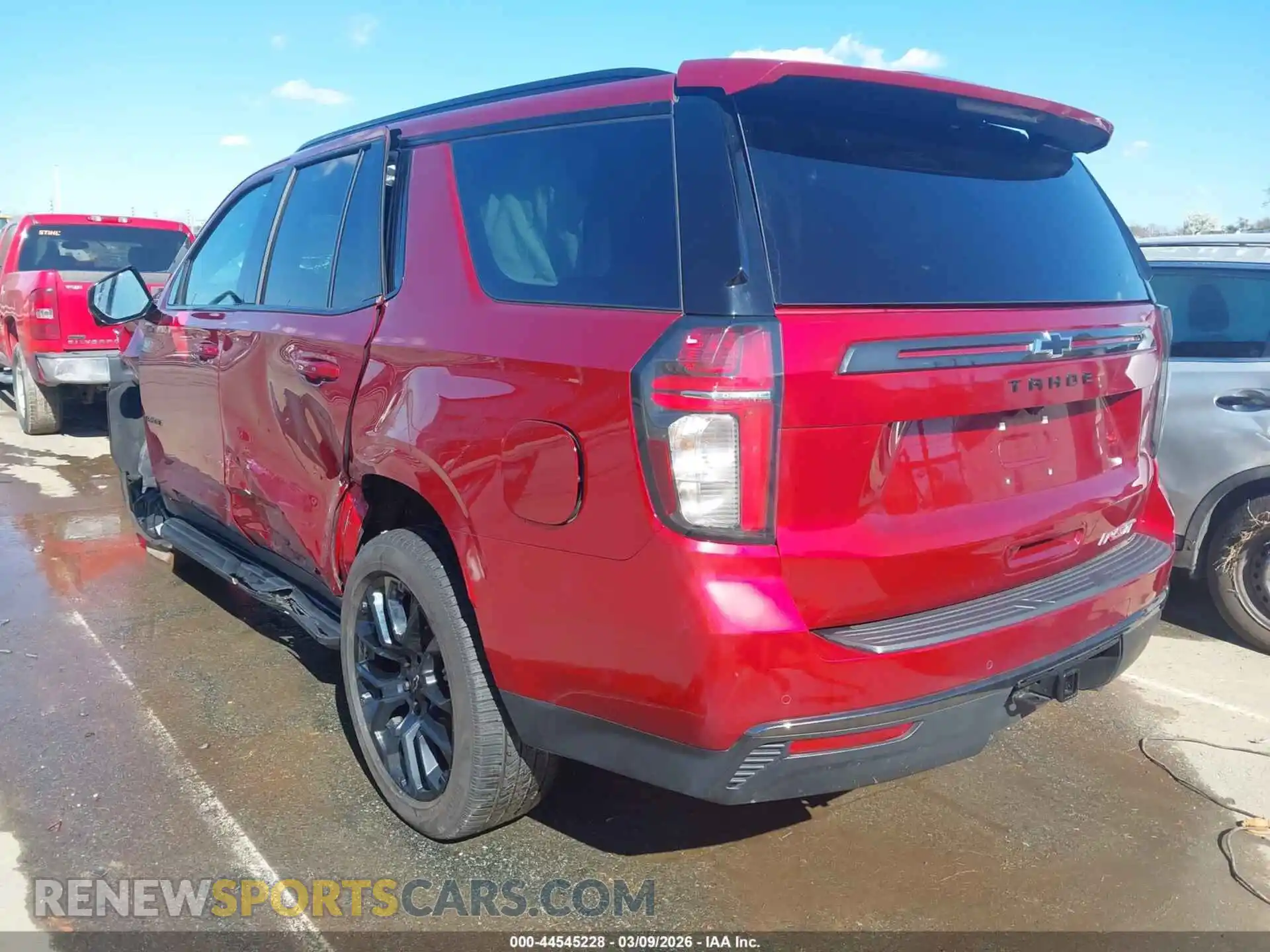 3 Photograph of a damaged car 1GNSCRKD7MR289035 CHEVROLET TAHOE 2021
