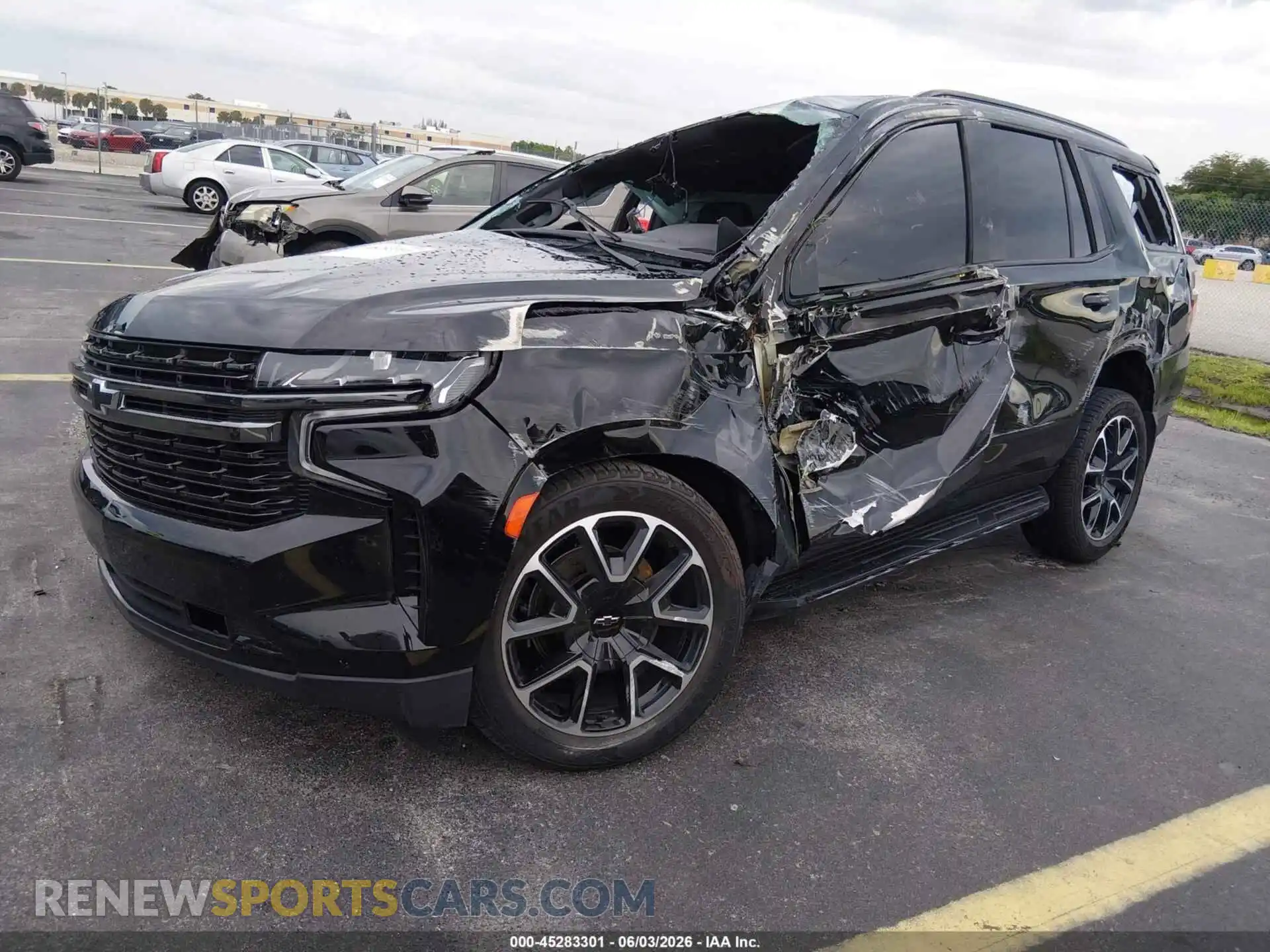 2 Photograph of a damaged car 1GNSCRKT6MR475284 CHEVROLET TAHOE 2021