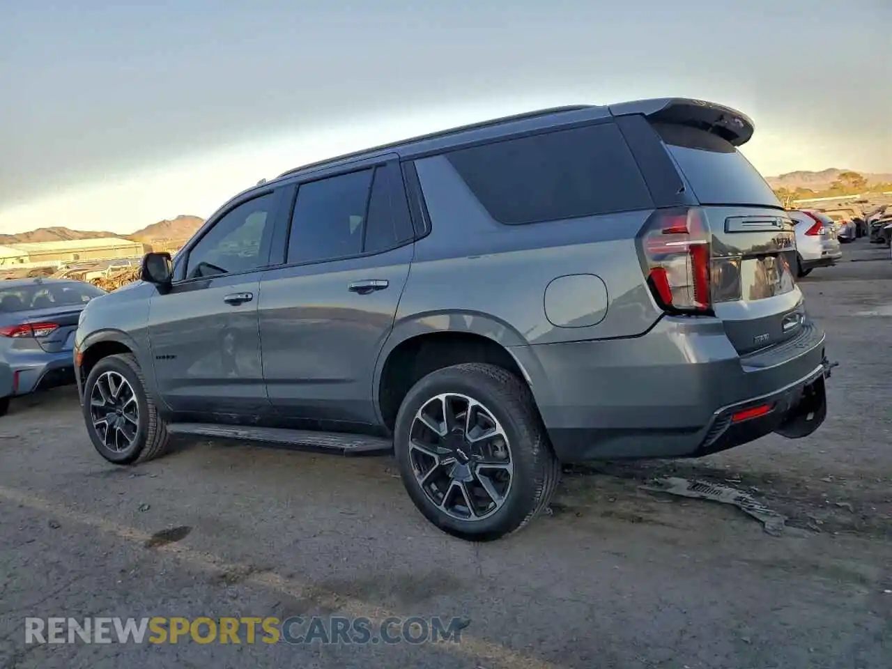 2 Фотография поврежденного автомобиля 1GNSCRKT7MR463712 CHEVROLET TAHOE 2021