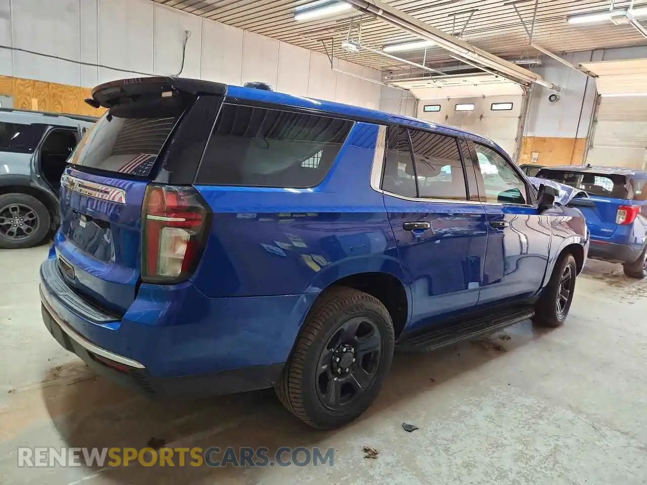 3 Фотография поврежденного автомобиля 1GNSKLED1MR450958 CHEVROLET TAHOE 2021