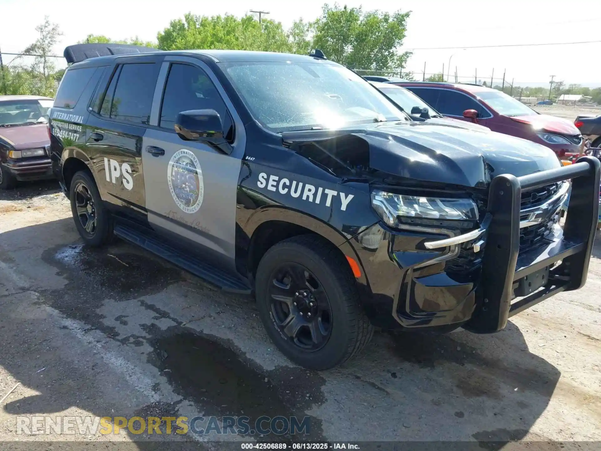 1 Photograph of a damaged car 1GNSKLED2MR328447 CHEVROLET TAHOE 2021