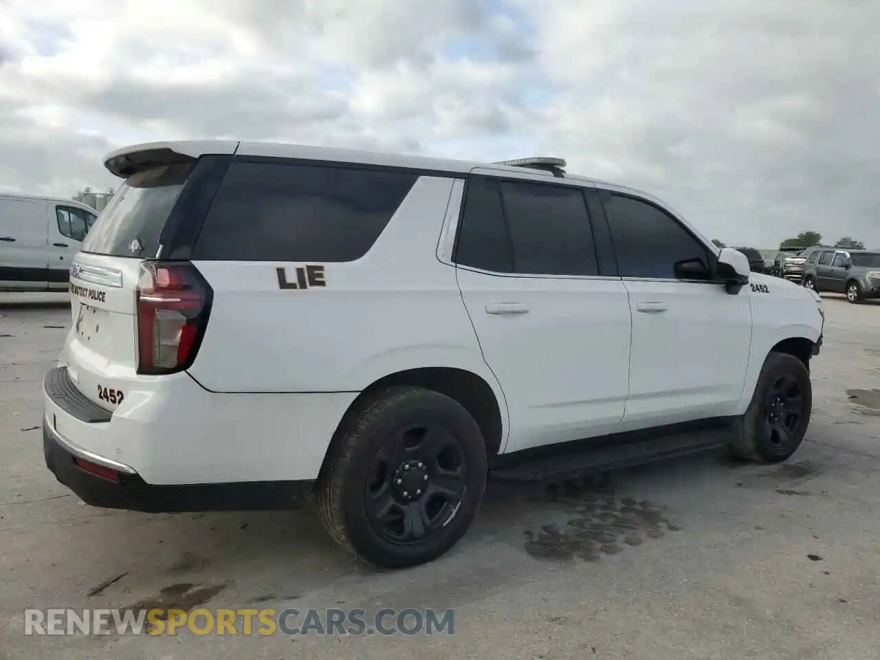 3 Photograph of a damaged car 1GNSKLED4MR443776 CHEVROLET TAHOE 2021
