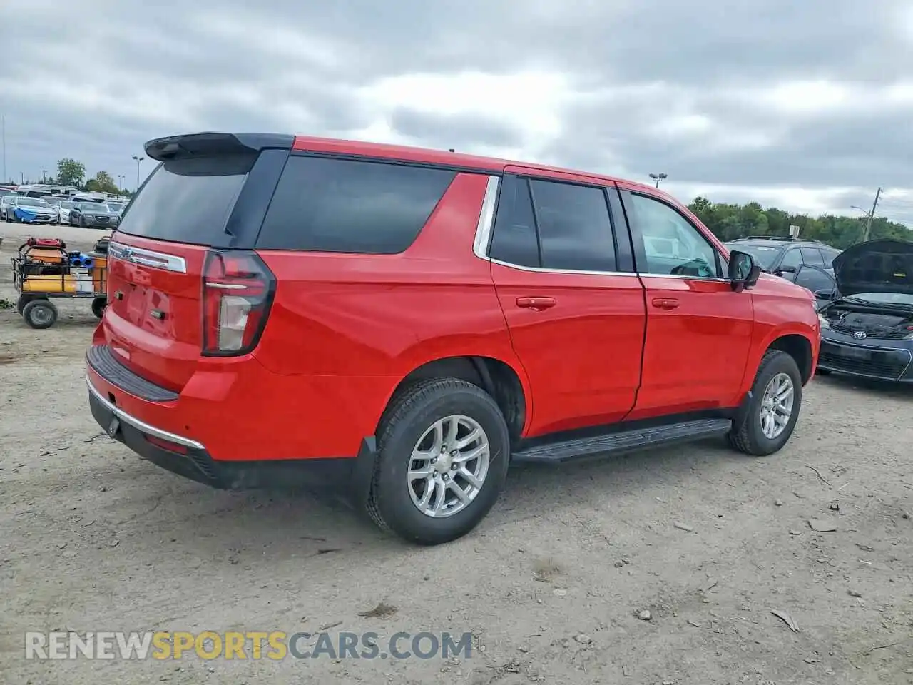 3 Photograph of a damaged car 1GNSKLED6MR466489 CHEVROLET TAHOE 2021
