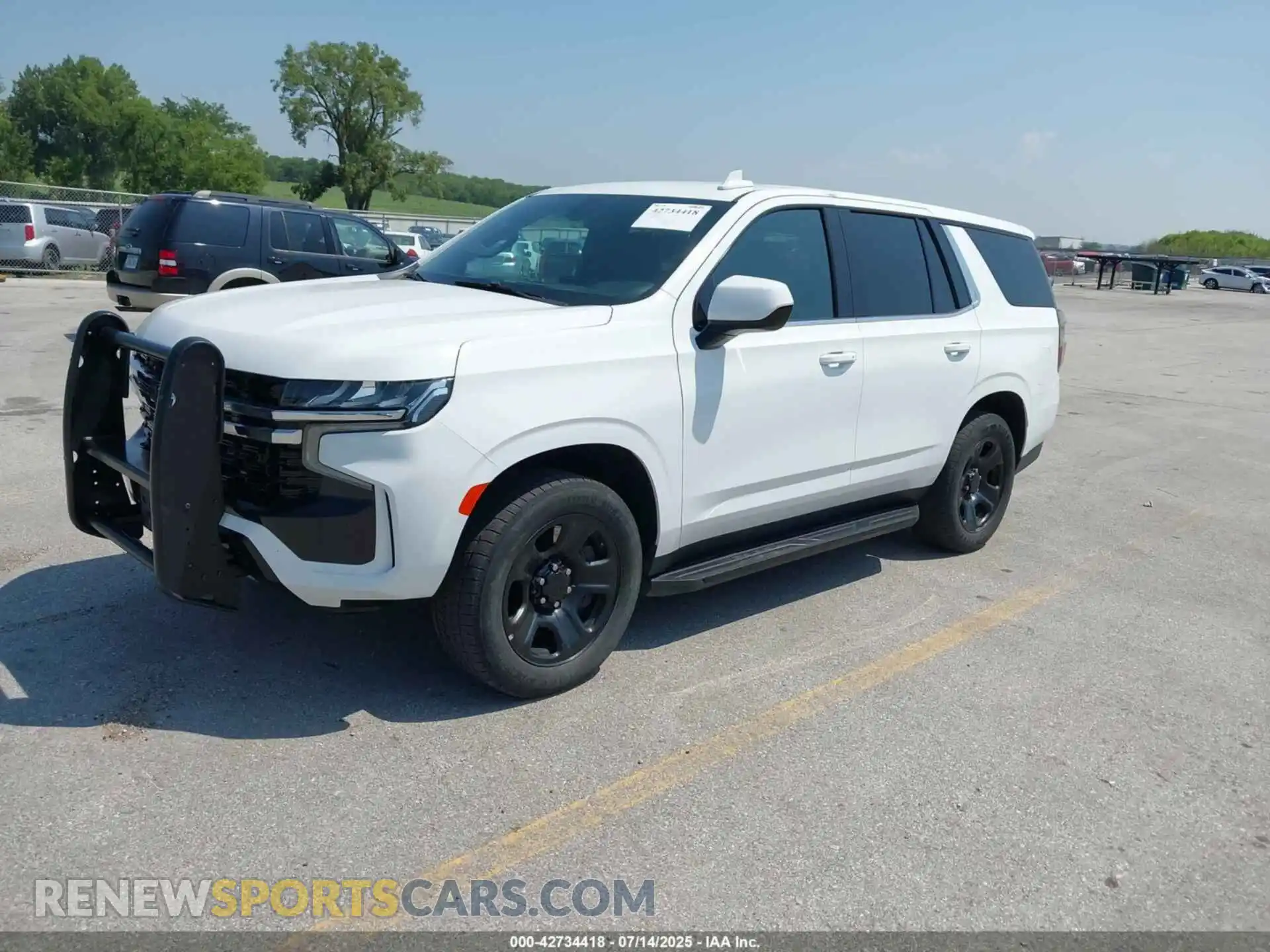 2 Photograph of a damaged car 1GNSKLED8MR258369 CHEVROLET TAHOE 2021