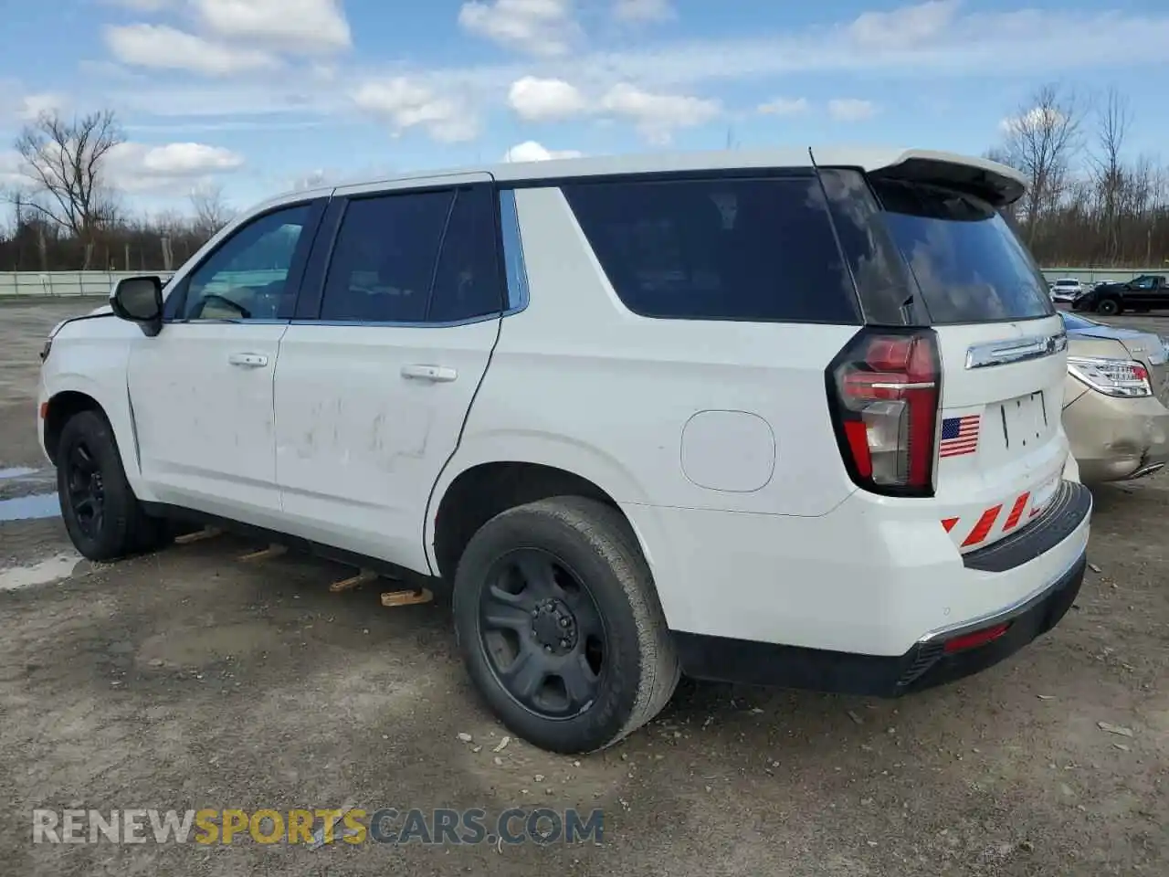 2 Photograph of a damaged car 1GNSKLED8MR266097 CHEVROLET TAHOE 2021